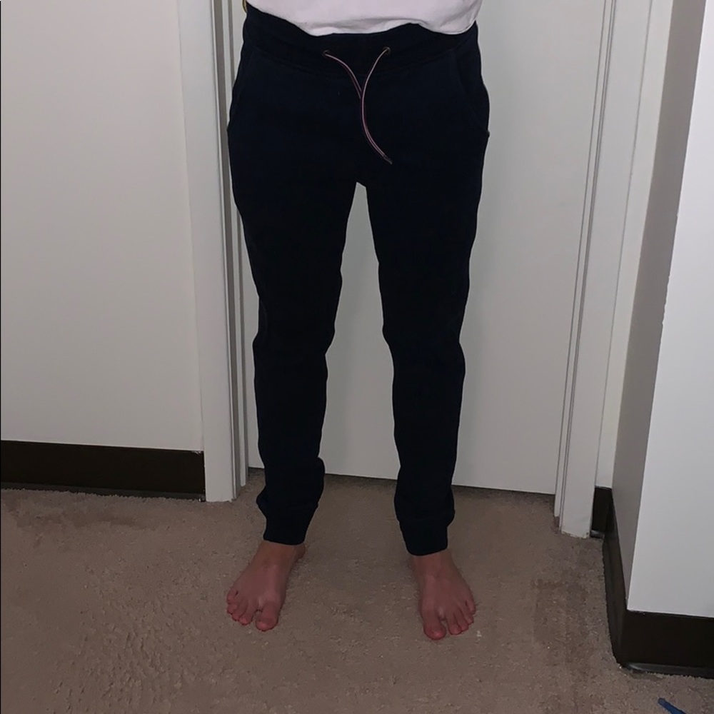 Men’s dark blue sweatpants